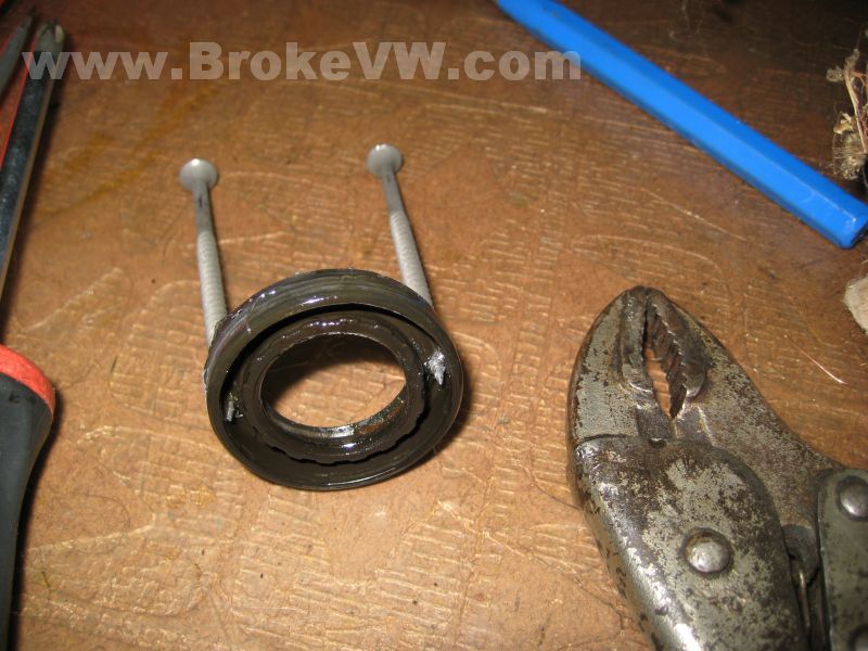 Changing gearbox input shaft needle bearing, seal, pushrod bush, seal